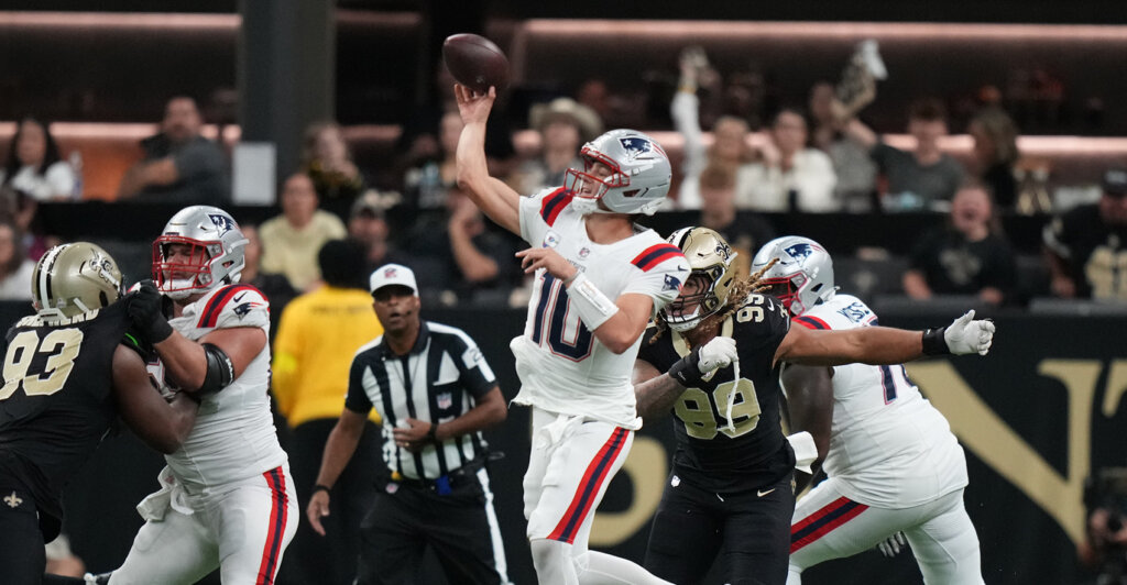 Oct 12, 2025; New Orleans, Louisiana, USA; New England Patriots quarterback Drake Maye (10) throws downfield during the second half against the New Orleans Saints at Caesars Superdome. Mandatory Credit: Matthew Hinton-Imagn Images