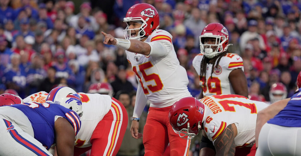 Kansas City Chiefs quarterback Patrick Mahomes points to the Bills defensive line up during first half action against the Kansas City Chiefs at Highmark Stadium in Orchard Park on Nov. 2, 2025.