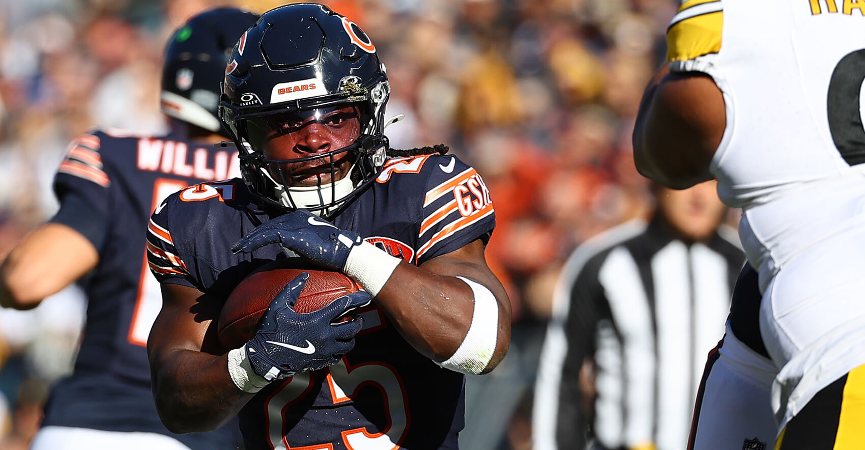 Nov 23, 2025; Chicago, Illinois, USA; Chicago Bears running back Kyle Monangai (25) rushes the ball against the Pittsburgh Steelers during the first half at Soldier Field. Mandatory Credit: Mike Dinovo-Imagn Images