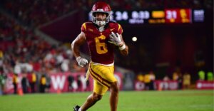 Sep 20, 2025; Los Angeles, California, USA; Southern California Trojans wide receiver Makai Lemon (6) runs for a touchdown against the Michigan State Spartans during the second half at the Los Angeles Memorial Coliseum. Mandatory Credit: Gary A. Vasquez-Imagn Images