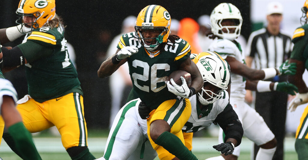 Sep 20, 2026; East Rutherford, New Jersey, USA; Green Bay Packers running back Kaleb Johnson (26) carries the ball during the first quarter against the New York Jets at MetLife Stadium. Mandatory Credit: Vincent Carchietta-Imagn Images