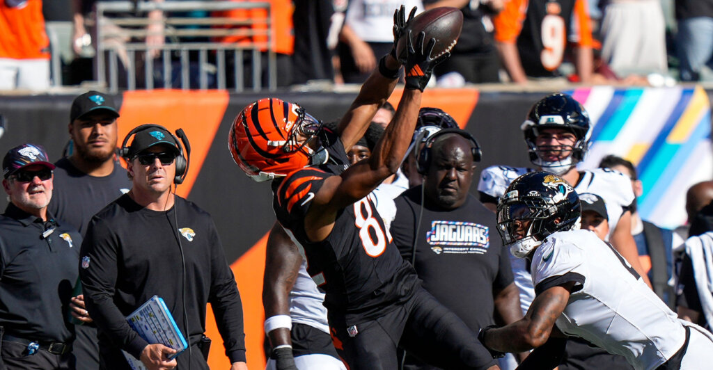 Cincinnati Bengals wide receiver Dohnte Meyers (81) catches a deep pass in the fourth quarter of the NFL Week 4 game between the Cincinnati Bengals and the Jacksonville Jaguars at Paycor Stadium in Cincinnati on Sunday, Oct. 4, 2026. The Bengals fell to 2-2 on the season with a 22-17 loss at home.